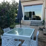 Mini Jardin Jacuzzi, Vue Mer, 300m Des Plages 아파트